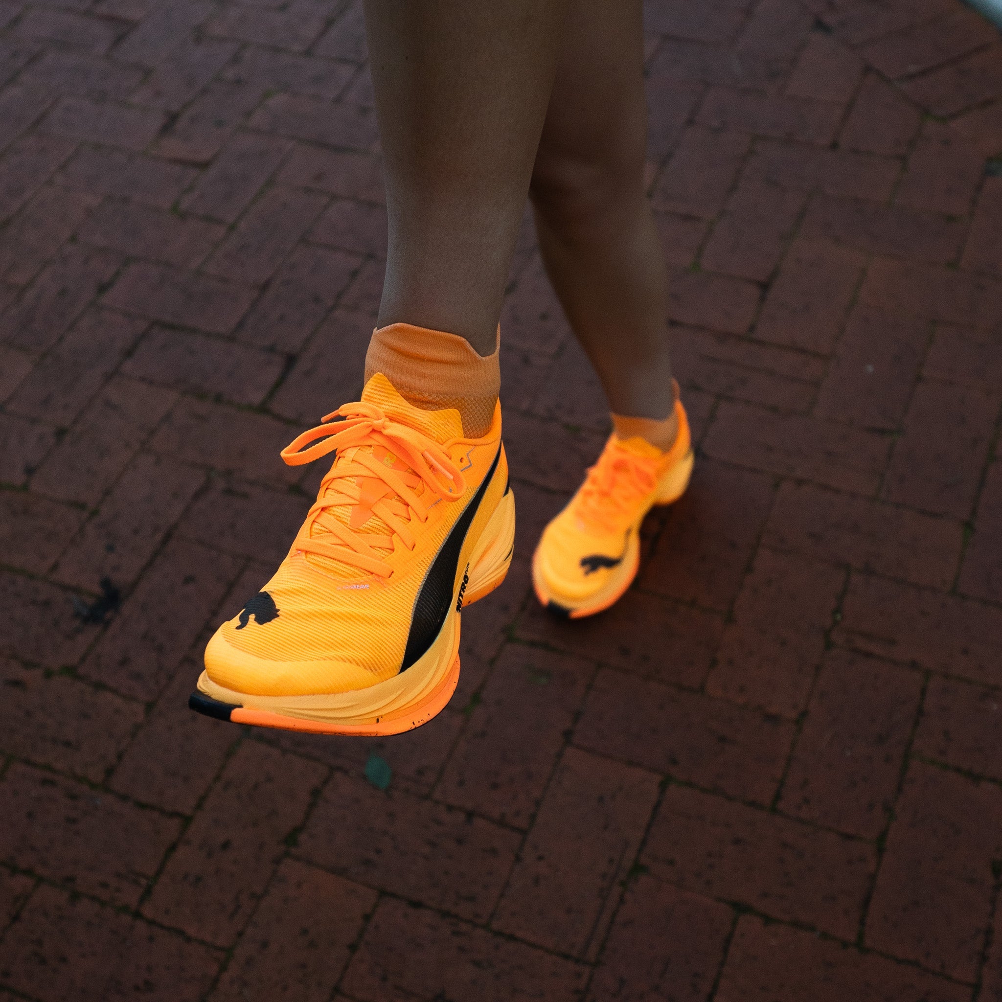 Tangerine Glow Running Ankle Socks