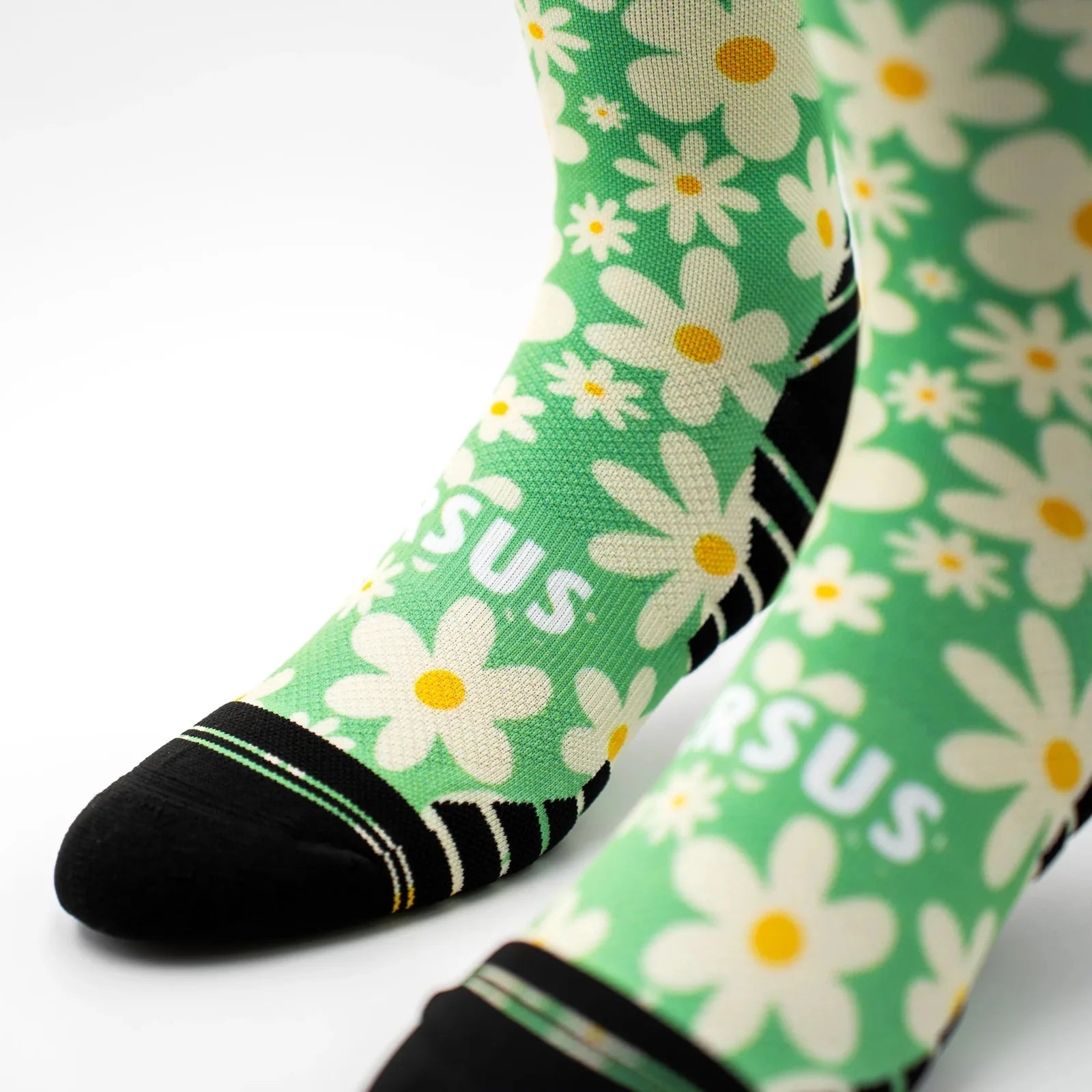 Wild Bloom Active Crew Socks
