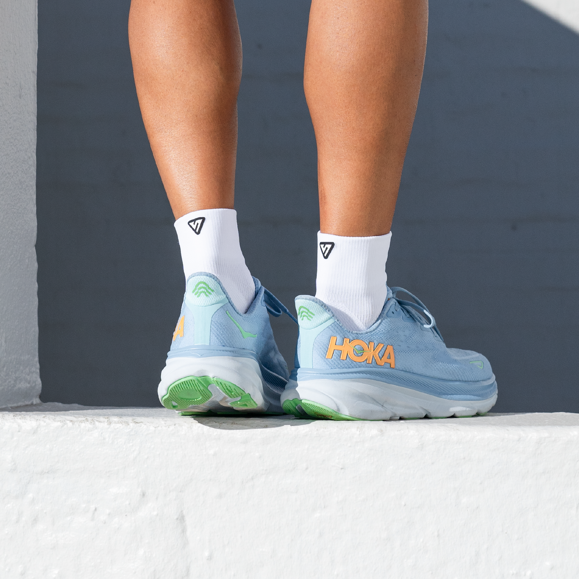 White Running Quarter Bundle (4 Pack)